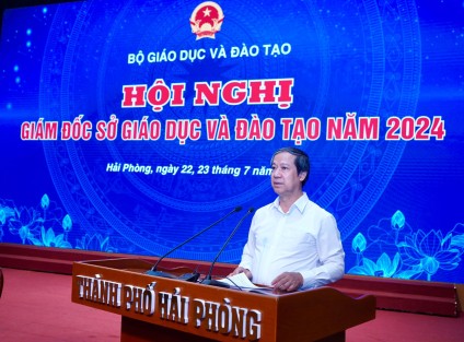 Bộ trưởng GD&ĐT Nguyễn Kim Sơn lưu ý triển khai nhiệm vụ năm học mới
