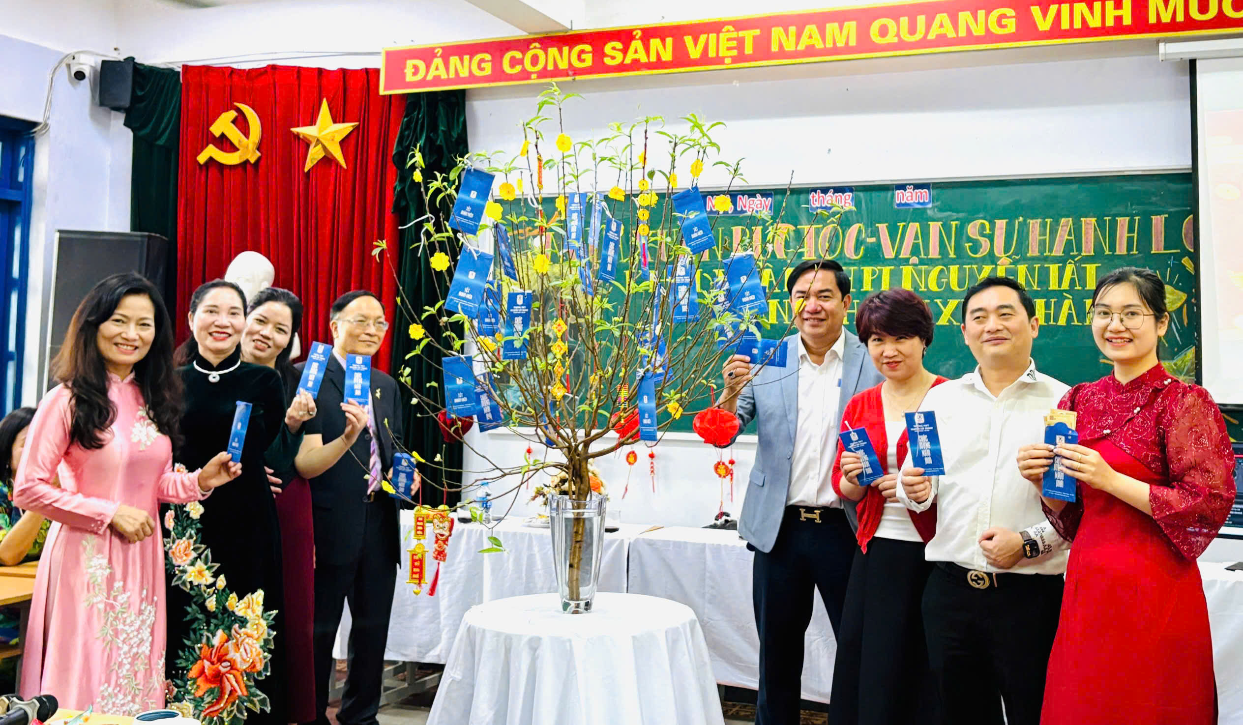 Khởi động năm bứt phá – Khẳng định vị thế THPT Nguyễn Tất Thành