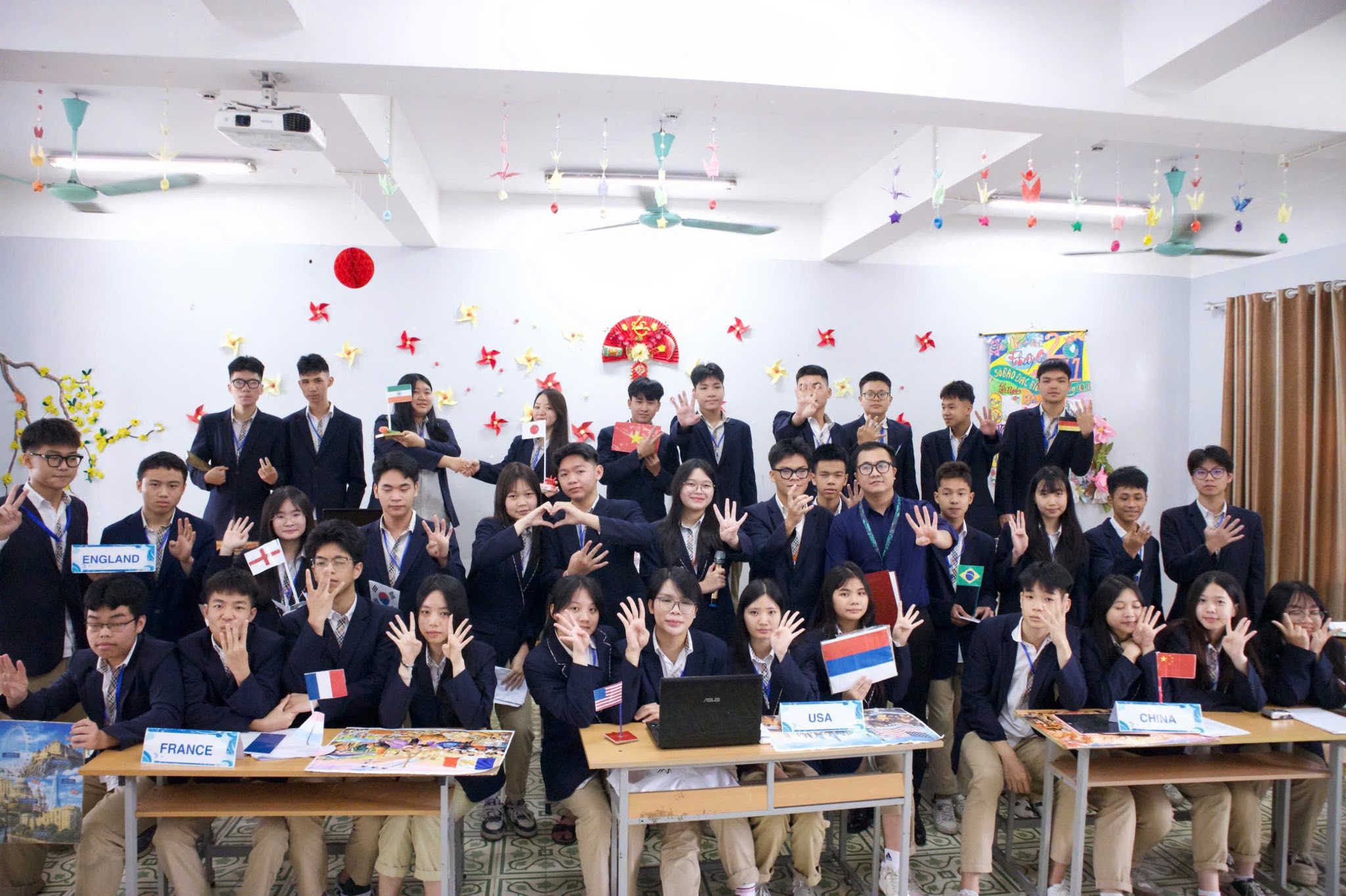 Tiết học toán không giới hạn – khi tri thức kết nối cùng AI và những vấn đề toàn cầu