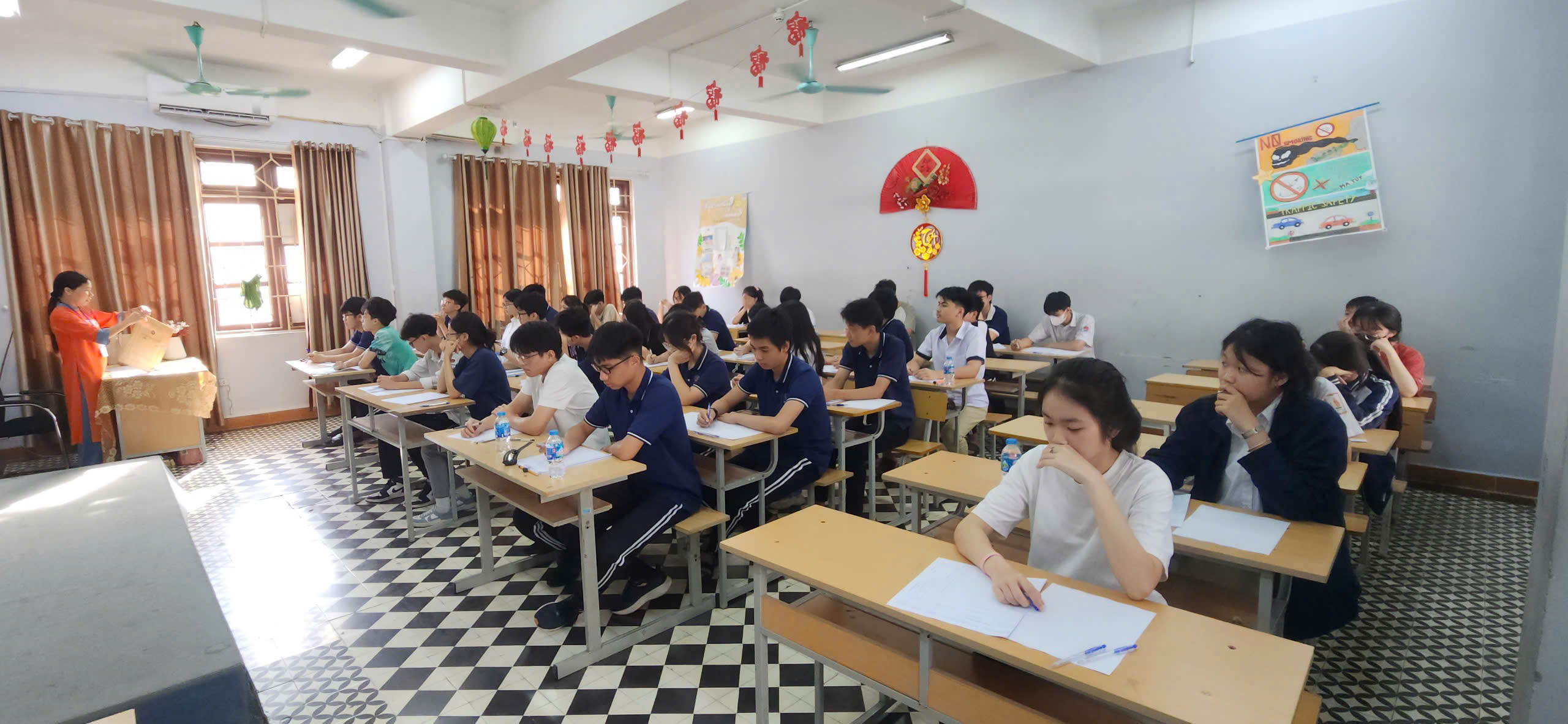 Trường THPT Nguyễn Tất Thành - Thanh Xuân tổ chức kì thi thử vào lớp 10 miễn phí cho học sinh THCS tại Hà Nội